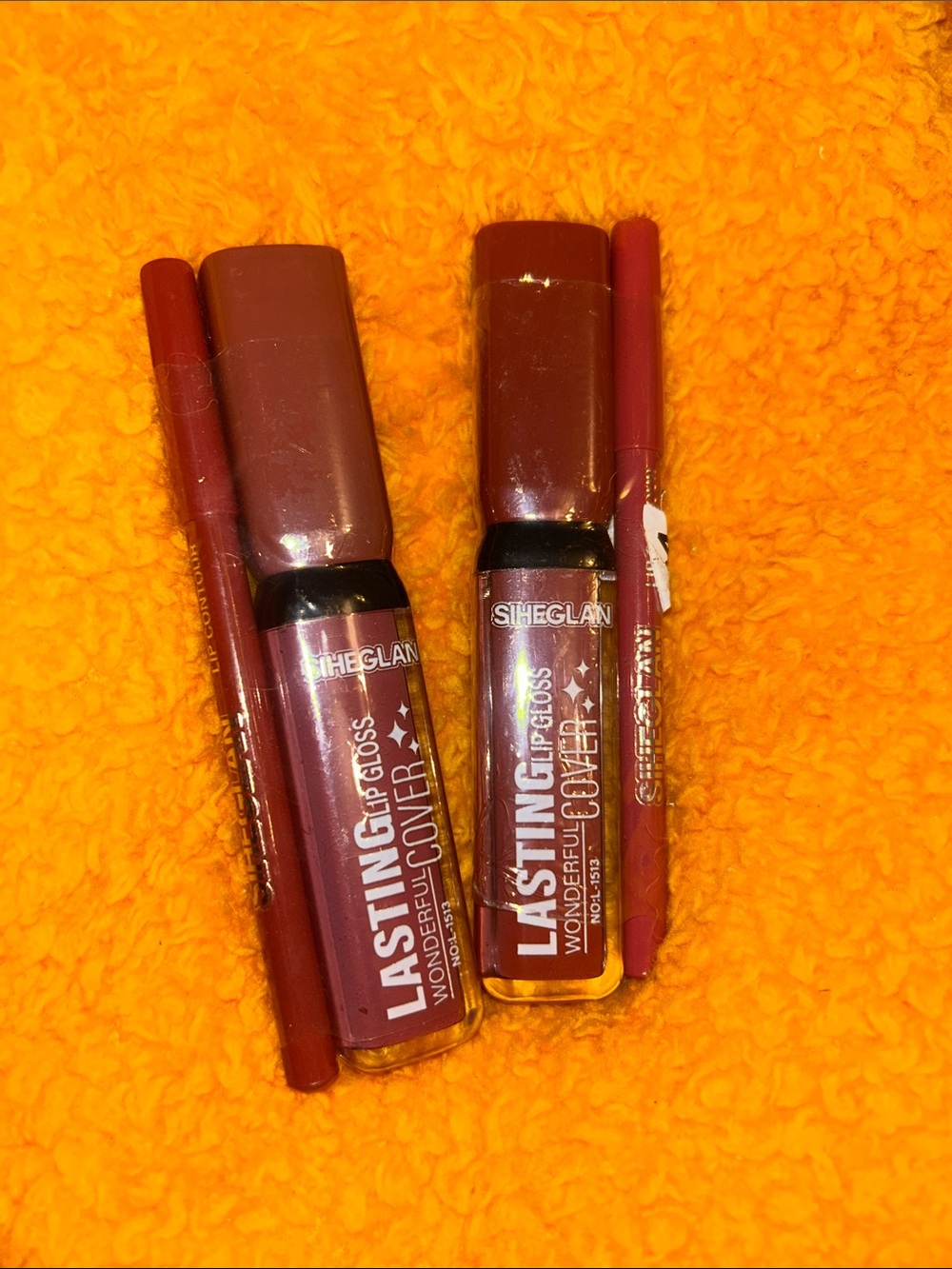SIHEGLAN Lasting Lip Gloss Set in Deep Rose